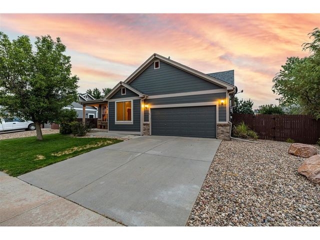2002 Ance St, Strasburg, CO 80136