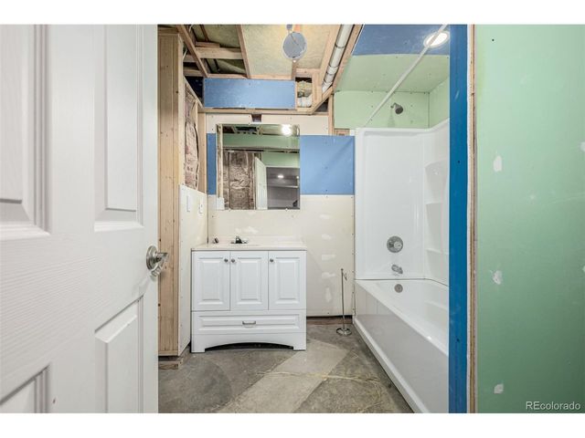 2002 Ance St, Strasburg, CO 80136