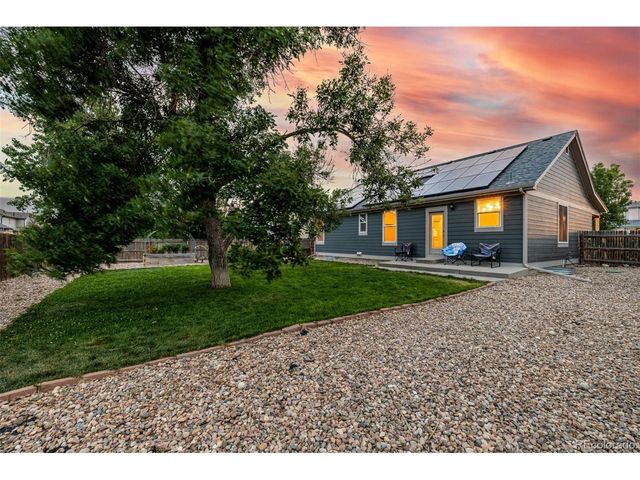 2002 Ance St, Strasburg, CO 80136