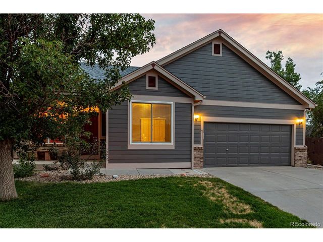 2002 Ance St, Strasburg, CO 80136