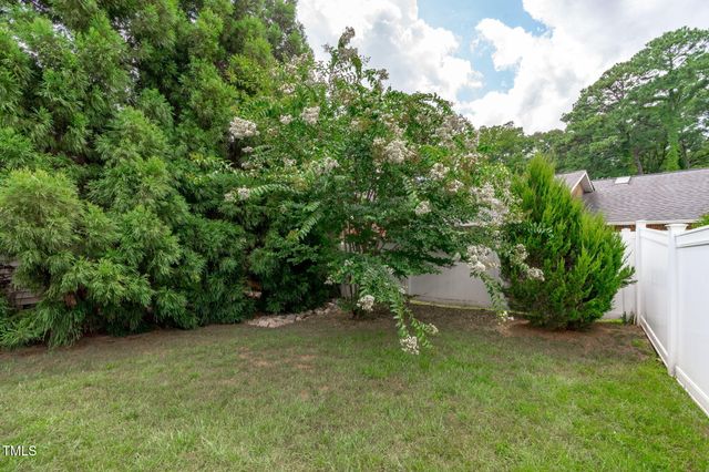 414 Heather Drive, Raleigh, NC 27606