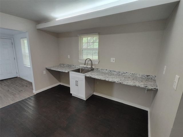 3707 12th Street, Brookshire, TX 77423