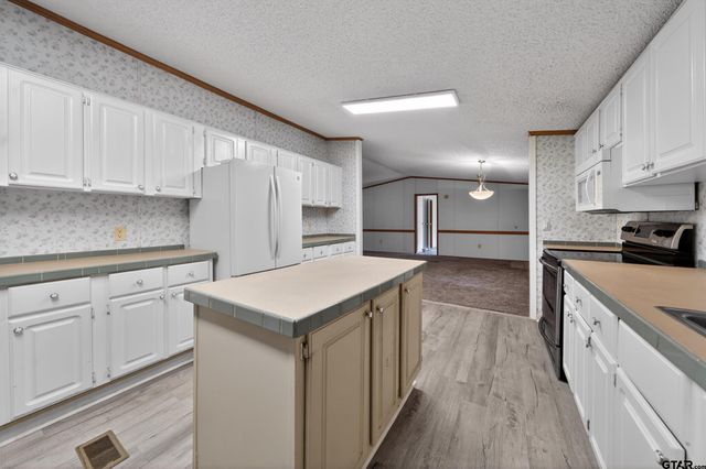 13314 County Road 4336, Larue, TX 75770