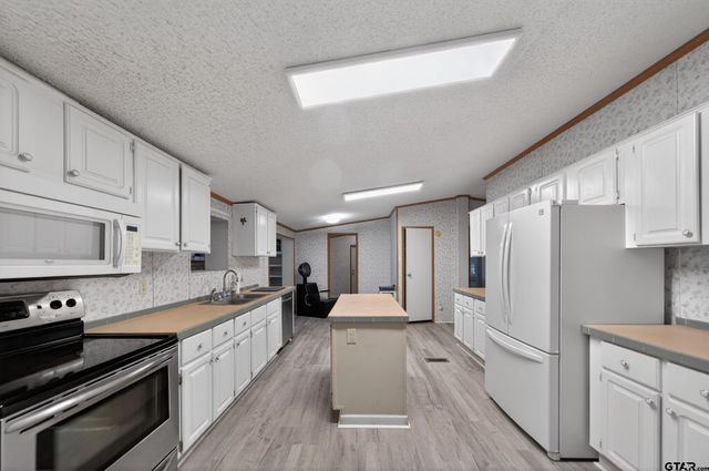13314 County Road 4336, Larue, TX 75770