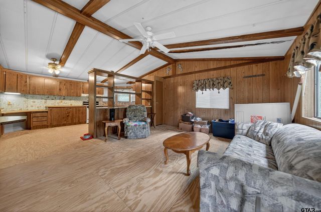 13314 County Road 4336, Larue, TX 75770