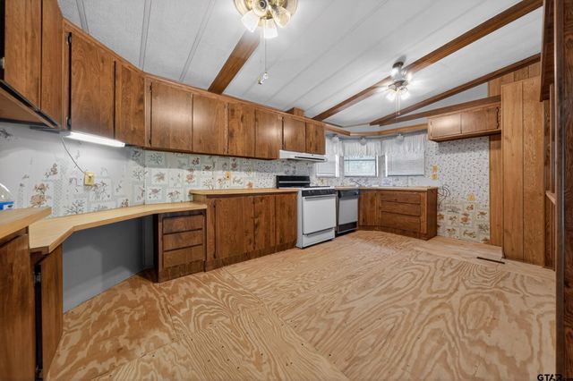 13314 County Road 4336, Larue, TX 75770