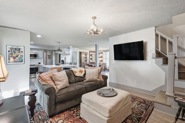 6539 Lamont Rd, Springfield, TN 37172