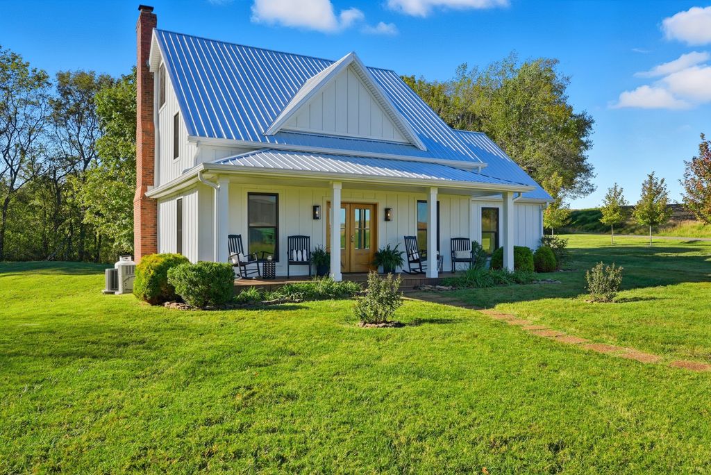 6539 Lamont Rd, Springfield, TN 37172
