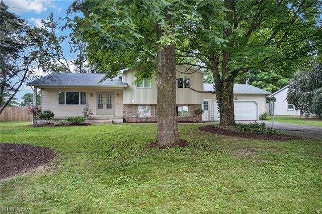 8488 Crystal Drive, Boardman, OH 44512