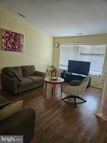 1306 WEMBLEY DR, Upper Marlboro, MD 20774