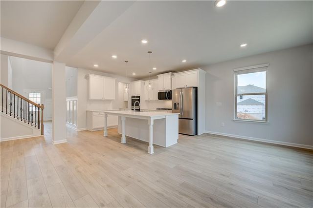 616 Continental Drive, Mcdonough, GA 30253