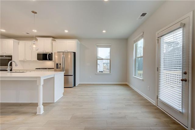 616 Continental Drive, Mcdonough, GA 30253