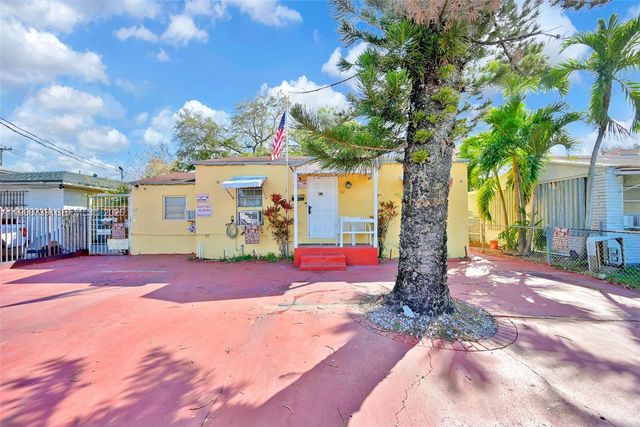 811 NW 24th Ct, Miami, FL 33125