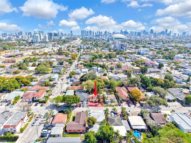 811 NW 24th Ct, Miami, FL 33125