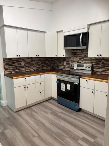 1337 NE 31ST PLACE, Gainesville, FL 32609