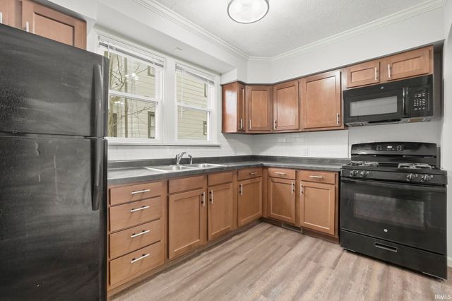 225 W Darrow Avenue, Fort Wayne, IN 46807