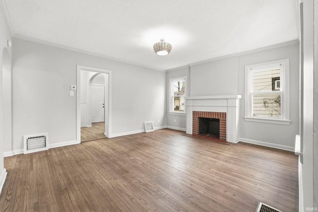 225 W Darrow Avenue, Fort Wayne, IN 46807