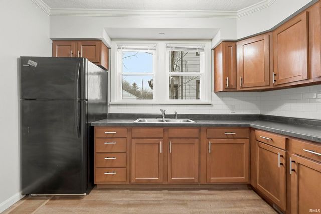 225 W Darrow Avenue, Fort Wayne, IN 46807