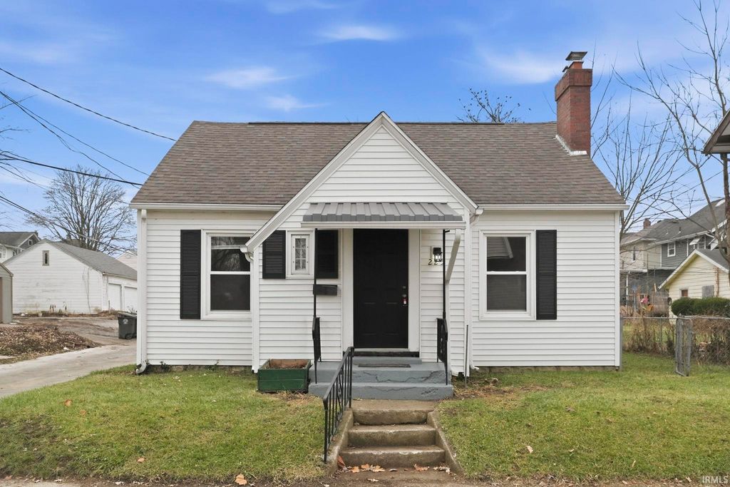225 W Darrow Avenue, Fort Wayne, IN 46807