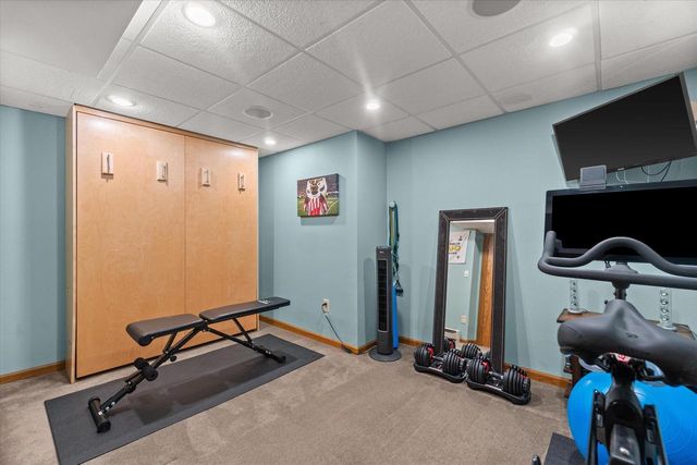 4314 N Ardmore AVENUE, Shorewood, WI 53211