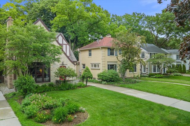 4314 N Ardmore AVENUE, Shorewood, WI 53211