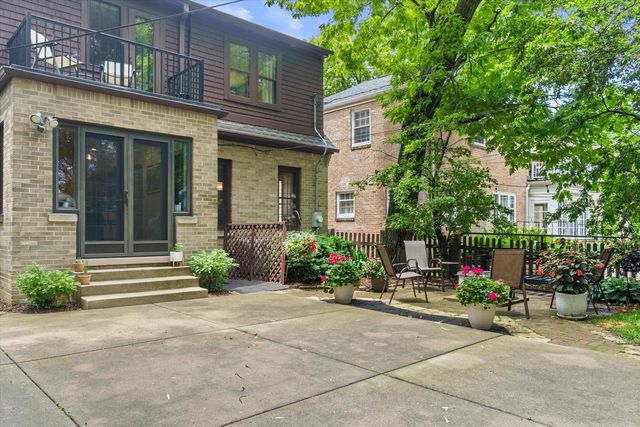 4314 N Ardmore AVENUE, Shorewood, WI 53211