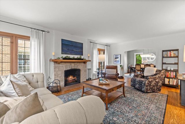 4314 N Ardmore AVENUE, Shorewood, WI 53211