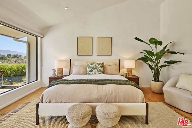 29417 Bluewater Road, Malibu, CA 90265