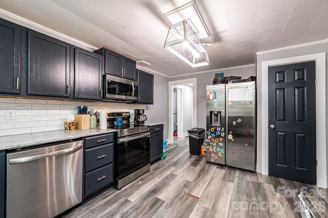 224 broadway Street NW, Lenoir, NC 28645