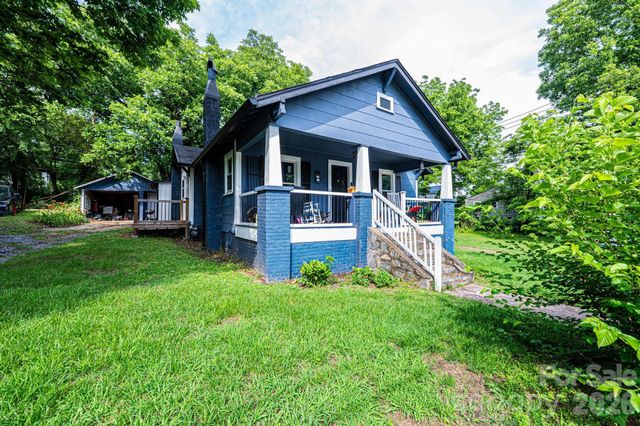 224 broadway Street NW, Lenoir, NC 28645