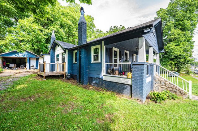 224 broadway Street NW, Lenoir, NC 28645