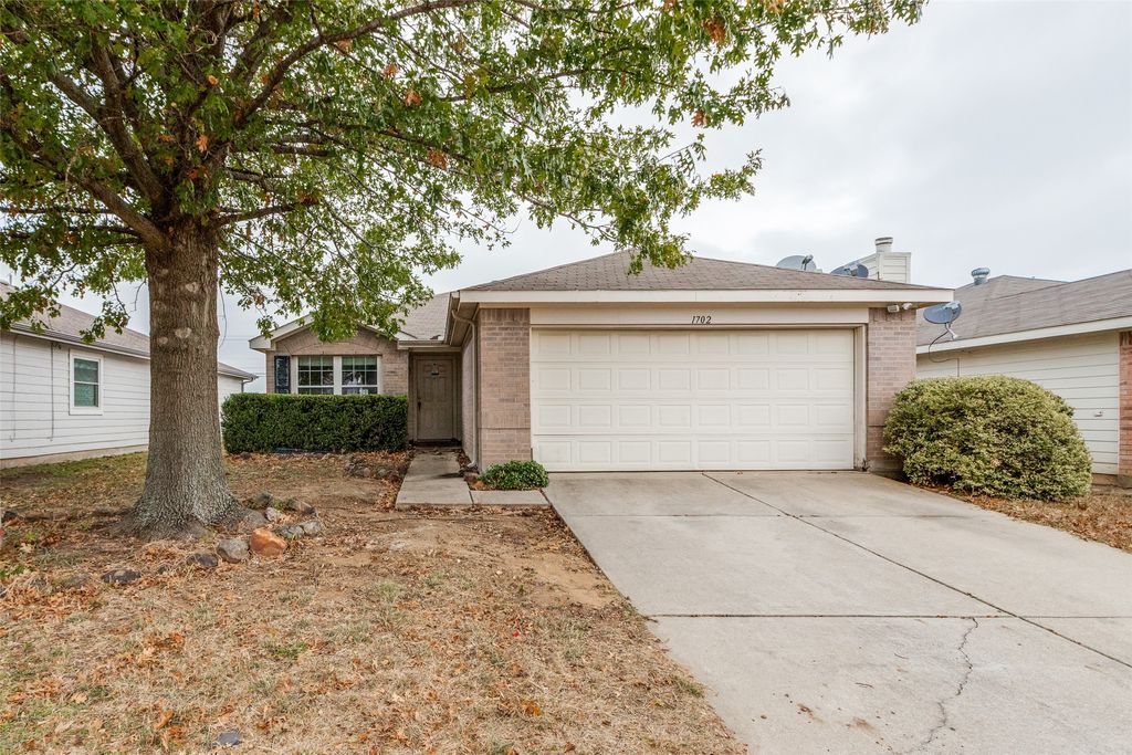 1702 Pin Oak Trail, Anna, TX 75409