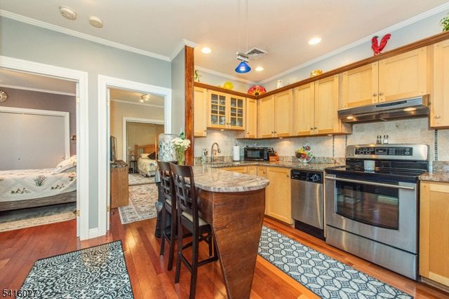 124 E Main St 215, Denville Twp., NJ 07834