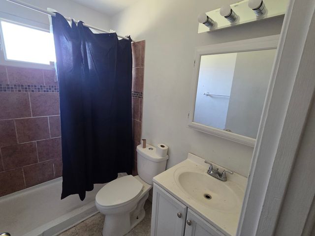 410 Aster Lane, Hoffman Estates, IL 60169