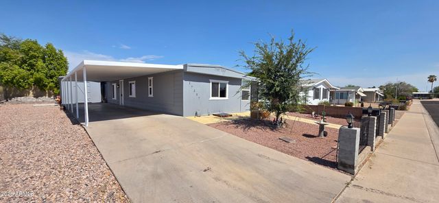 17237 N 66TH Avenue, Glendale, AZ 85308
