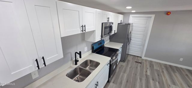 17237 N 66TH Avenue, Glendale, AZ 85308
