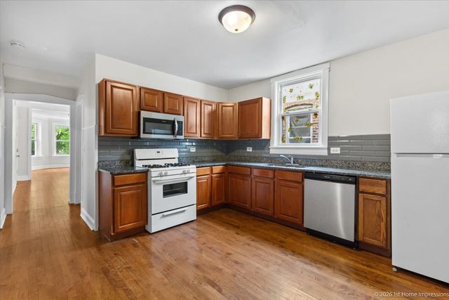 2124 Harvey Avenue, Berwyn, IL 60402
