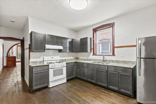 2124 Harvey Avenue, Berwyn, IL 60402