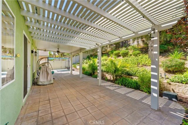 33456 Warwick hills Rd, Yucaipa, CA 92399