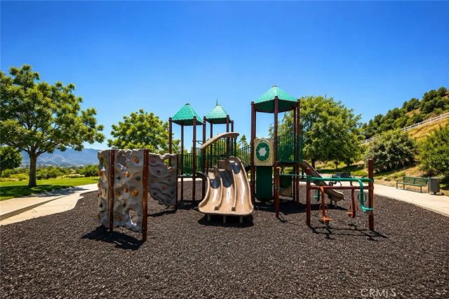 33456 Warwick hills Rd, Yucaipa, CA 92399