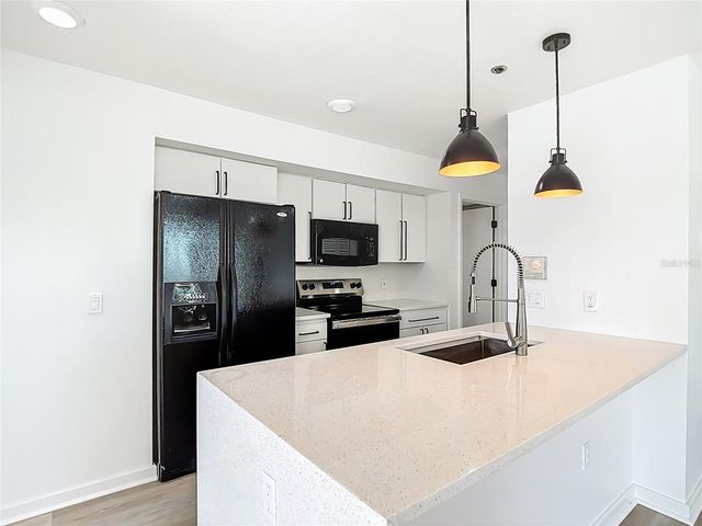 5722 BISCAYNE COURT 103, New Port Richey, FL 34652