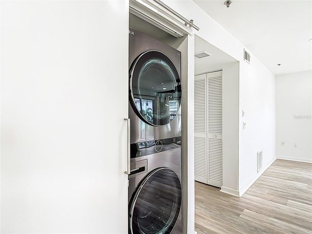 5722 BISCAYNE COURT 103, New Port Richey, FL 34652