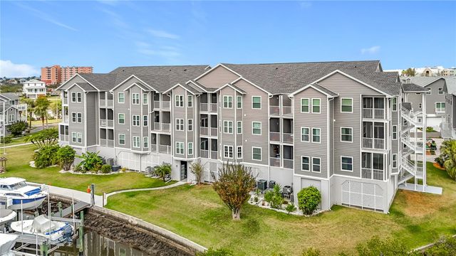 5722 BISCAYNE COURT 103, New Port Richey, FL 34652