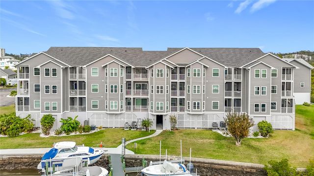 5722 BISCAYNE COURT 103, New Port Richey, FL 34652