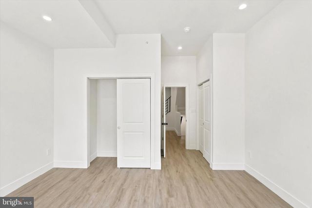330 CARSON ST, Philadelphia, PA 19128