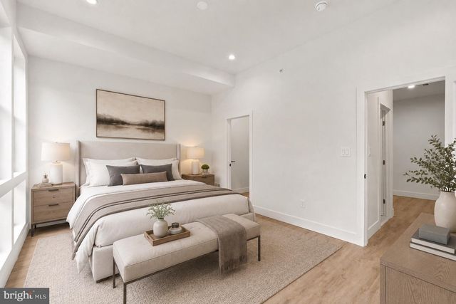 330 CARSON ST, Philadelphia, PA 19128