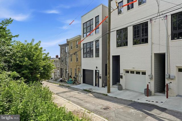 330 CARSON ST, Philadelphia, PA 19128