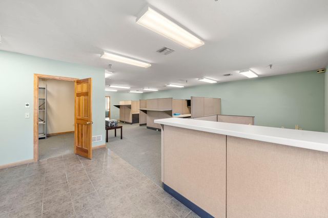 4 Barlows Landing Road 15 & 16, Pocasset, MA 02559