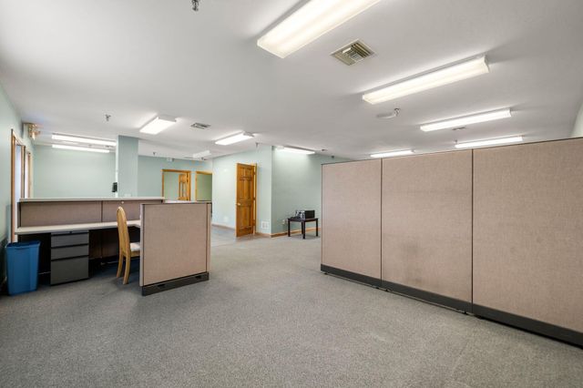 4 Barlows Landing Road 15 & 16, Pocasset, MA 02559