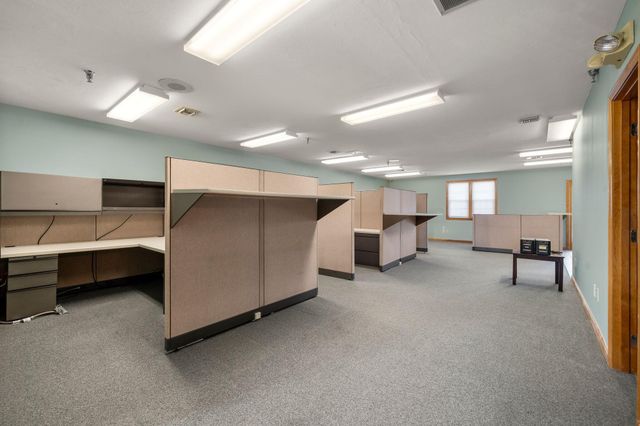 4 Barlows Landing Road 15 & 16, Pocasset, MA 02559